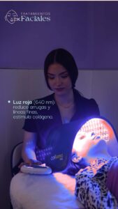 Tratamiento de rejuvenecimiento facial con luz LED roja de Celluma para reducir arrugas y estimular la producción de colágeno en Estética Tupiel, centro especializado en terapias antiedad en Alcobendas.